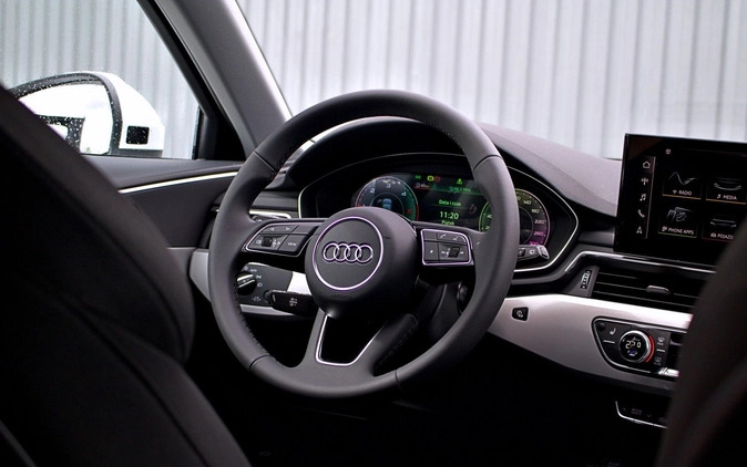 Audi A4 cena 199326 przebieg: 1, rok produkcji 2024 z Wolsztyn małe 352